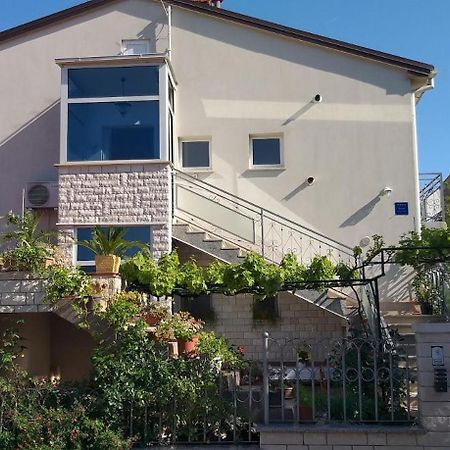 Apartman Oliva Pula Buitenkant foto